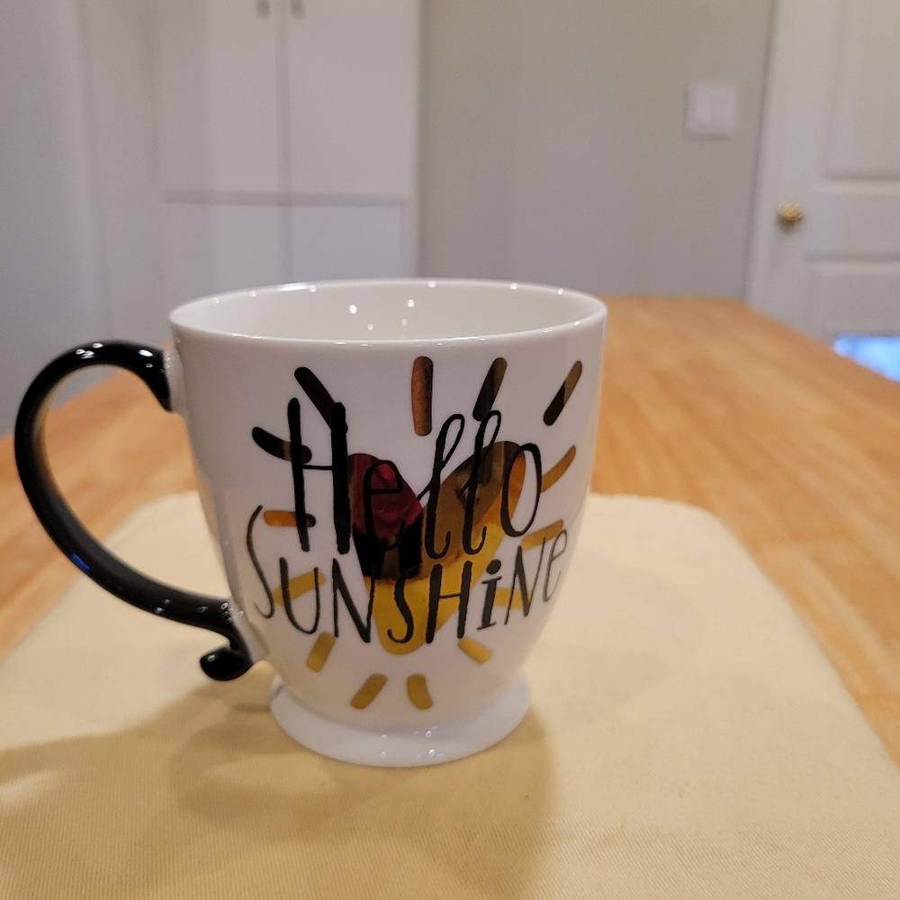 🌅EUC~ HELLO SUNSHINE MUG